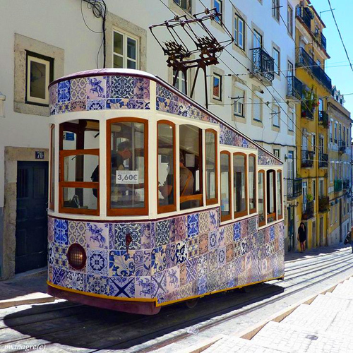 azulejo-portugal-4887-1443756422.jpg